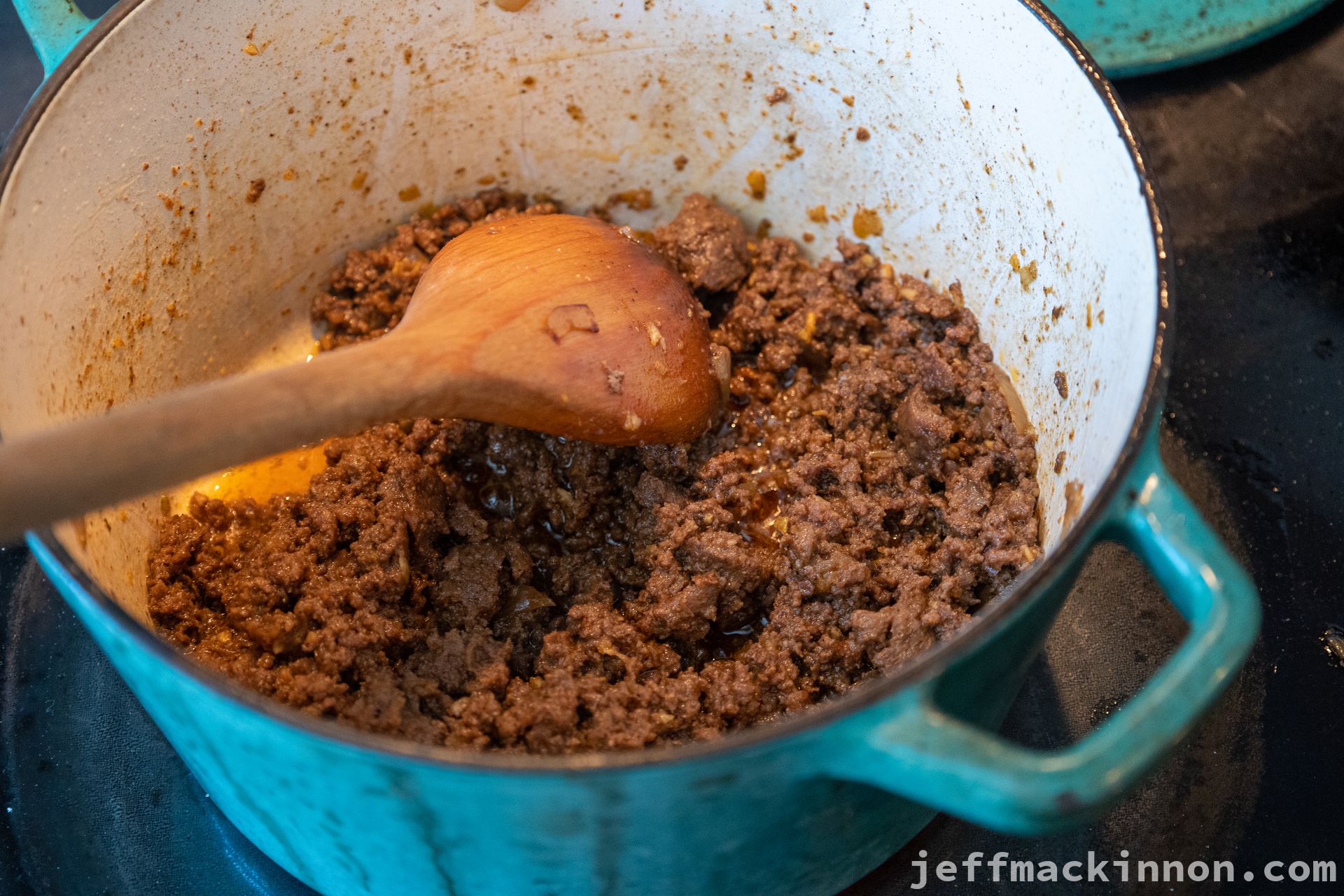 Ground beef is ready for filling